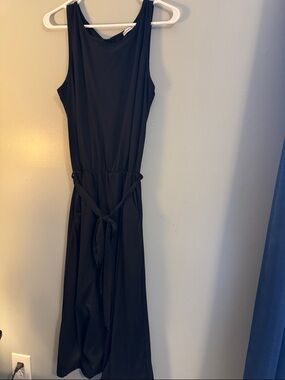 Classic Black Sleeveless Waist-Tie romper/1 piece